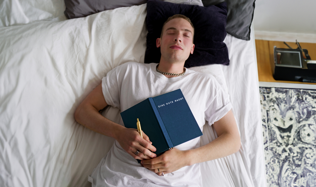 Mach den Chronotypen-Test und finde heraus, wann du am erholsamsten schläfst. 